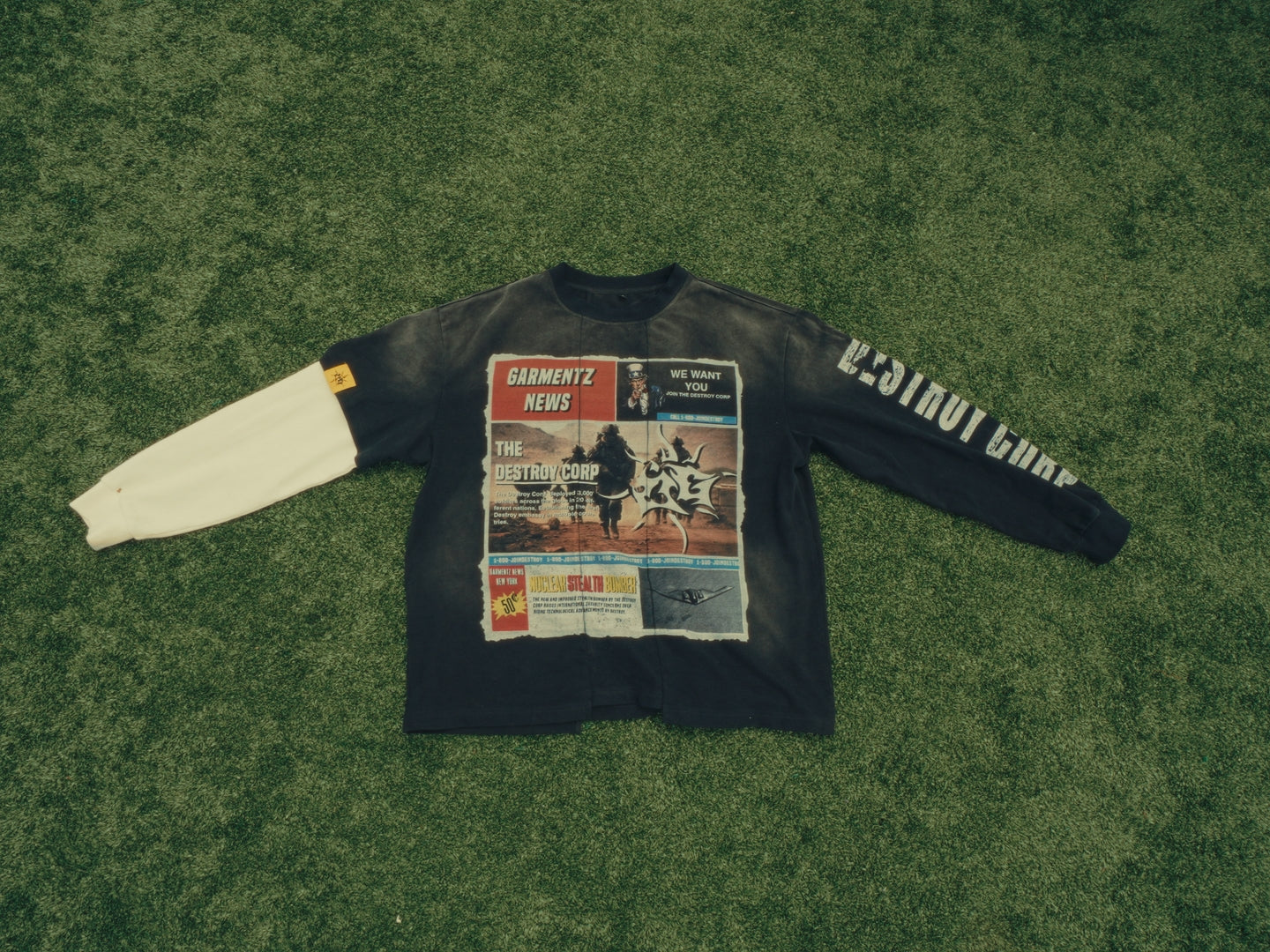 "DESTROY WANTS YOU" DOUBLE LAYER PANEL TEE