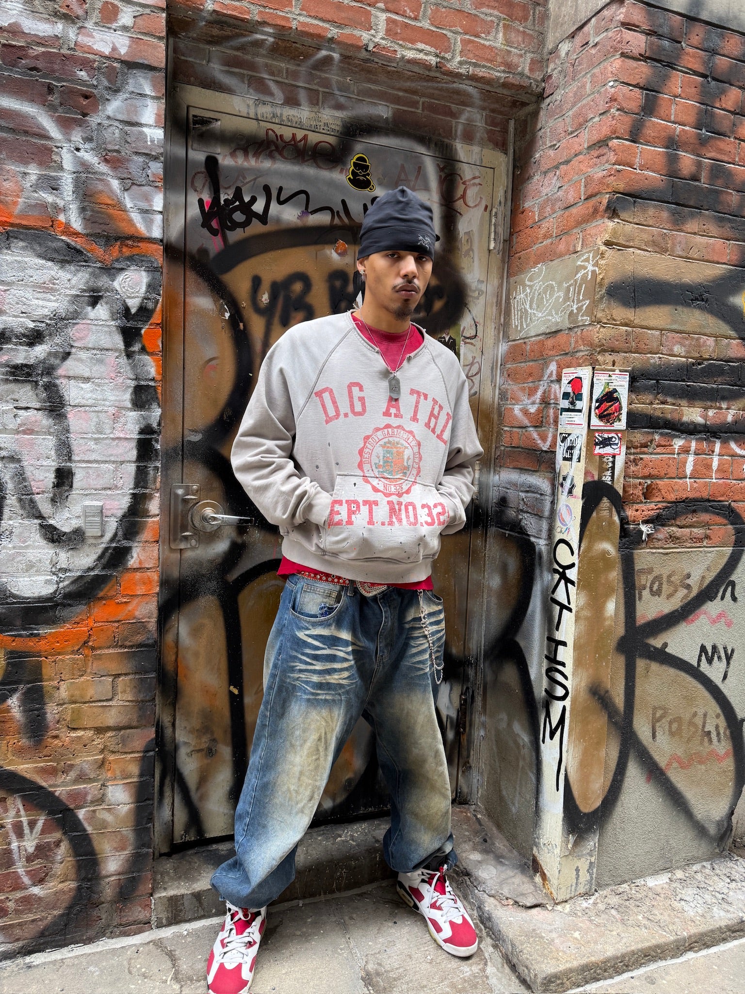 "DG ATHLETICS" SWEATSHIRT