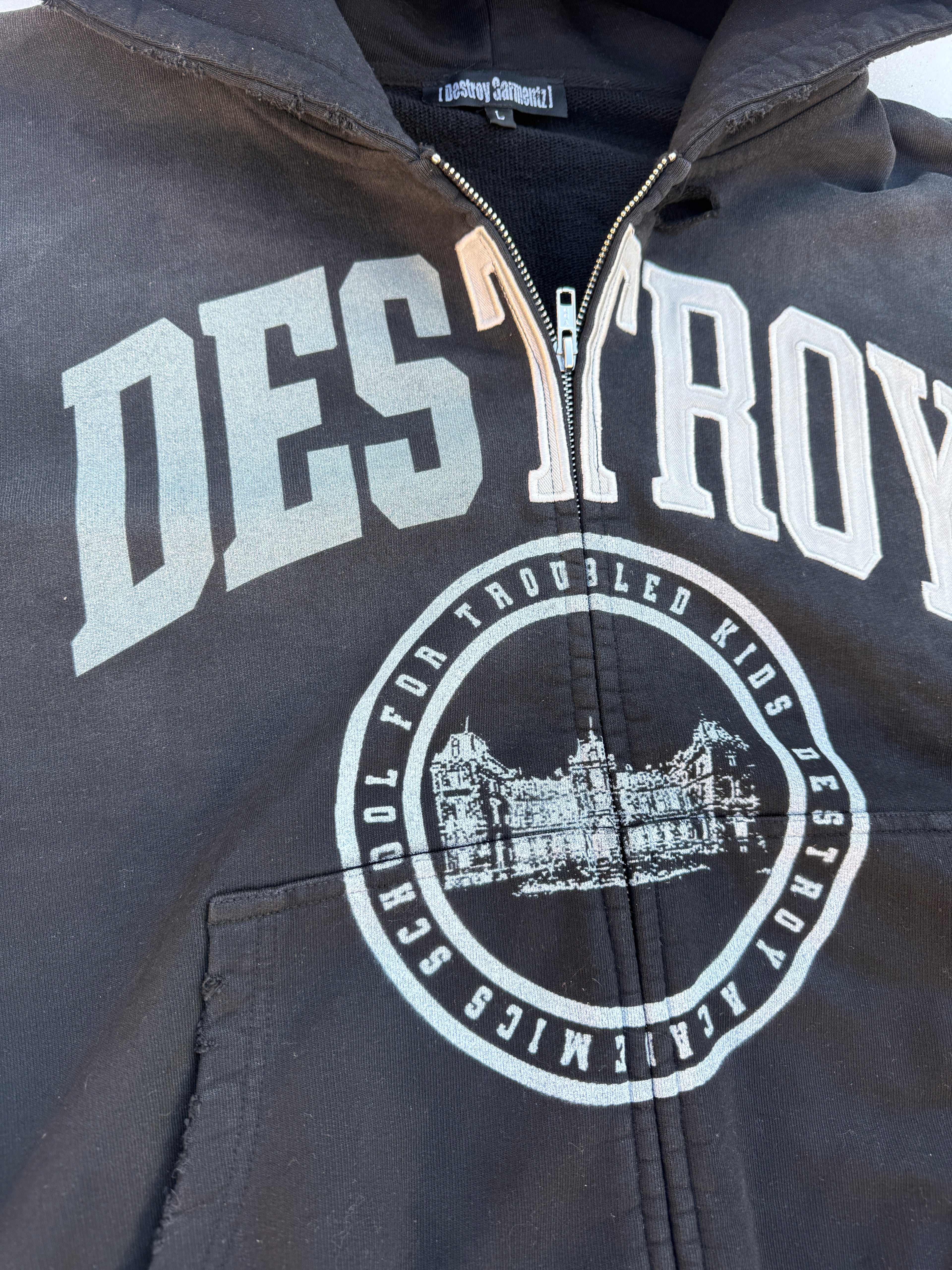 "ONYX" TROUBLED KID ZIP-UP