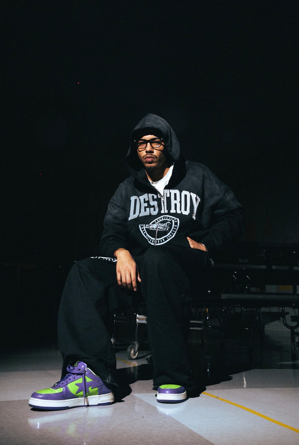 "ONYX" TROUBLED KID ZIP-UP